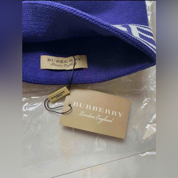 Burberry unisex beanie hat - Picture 5 of 13